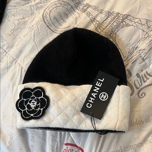 CHANEL Black and Cream Flower Accent Hat